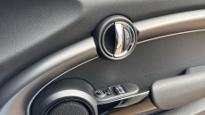 MINI Hatchback 2.0 Cooper S Exclusive 3dr Auto Petrol Hatchback